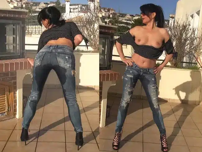 Jeans piss orgasm! When the bladder is full to the brim!