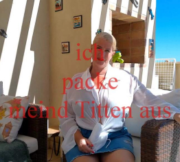 ich packe meine Titten aus