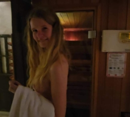 Öffentliche Sauna zu Swinger Club gemacht