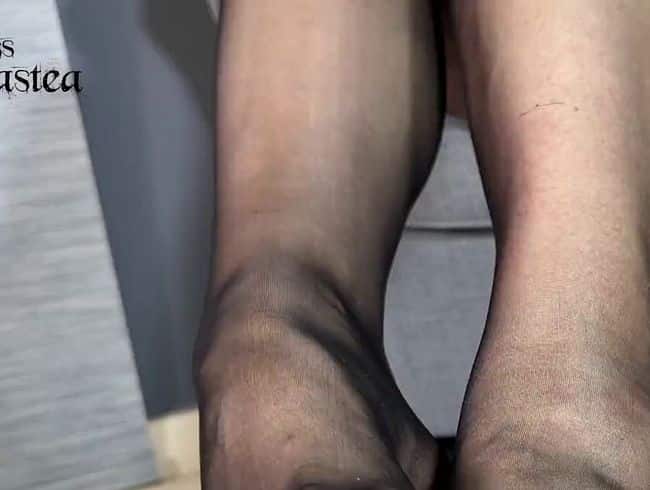 Nylon footjob! Heavy juiced!